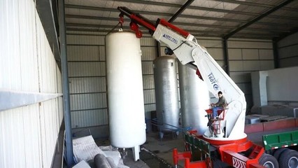 老鷹吊-150噸折臂吊車 制造經(jīng)驗與產(chǎn)品升級的雙重優(yōu)勢助力高效貨物吊裝